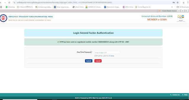 टॉप मेन्यू बार से ‘Online Services’ टैब पर क्लिक करें और ड्रॉप-डाउन मेन्यू से ‘Claim (Form-31, 19 & 10C)’
