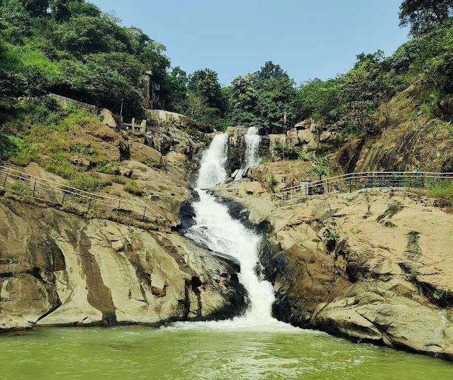 राजपुरी जलप्रपात / Rajpuri Falls