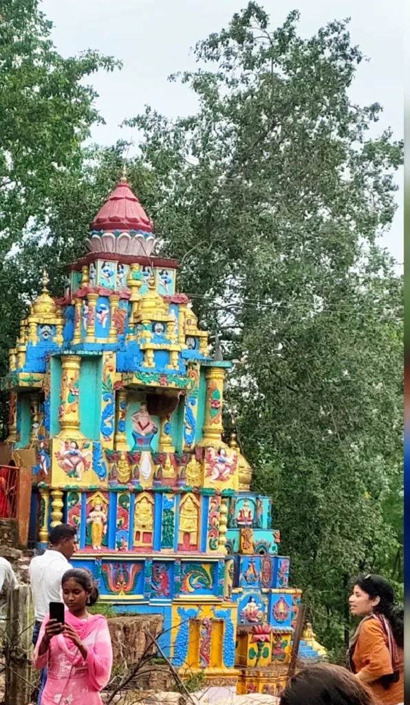 Ghatarani घटारानी जलप्रपात (2)