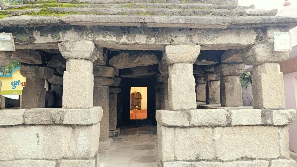 Karneshwar Mahadev Mandir कर्णेश्वर महादेव मंदिर (4).webp