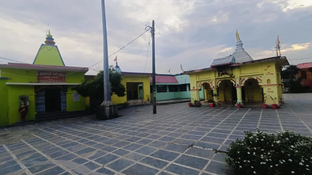 Karneshwar Mahadev Mandir कर्णेश्वर महादेव मंदिर (6).webp