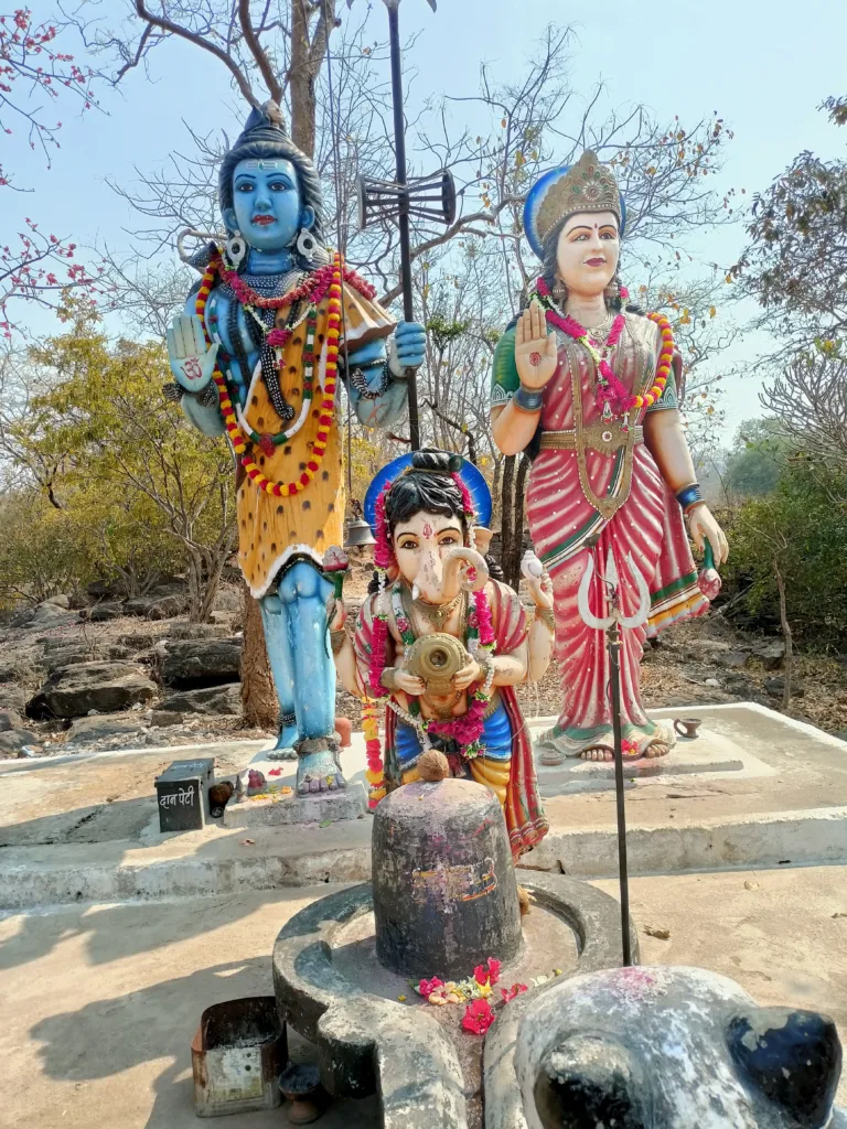 siyadevi mandir waterfall balod (6)